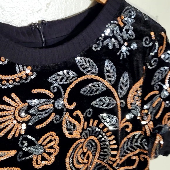 Dress the Population Cosmopolitan Dress - Picture 5 of 11